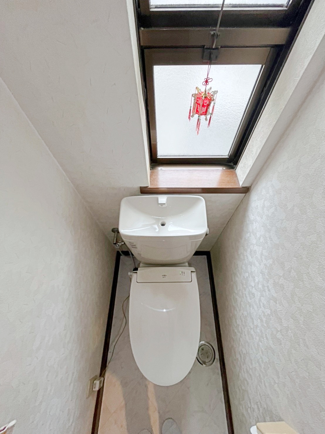 トイレをリフォーム致しました。